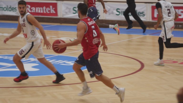 Oliveirense Ovarense