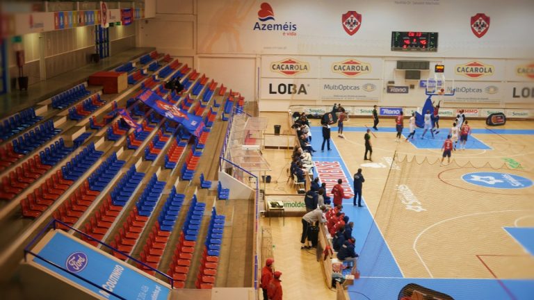 Sem público há espetáculo?