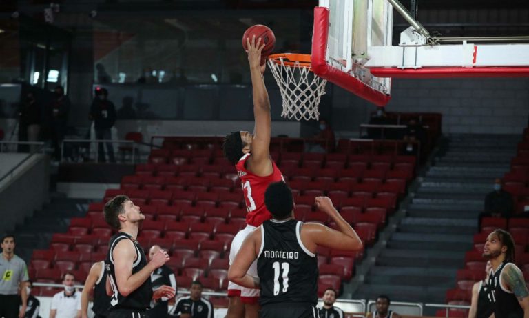 cameron-jackson-benfica